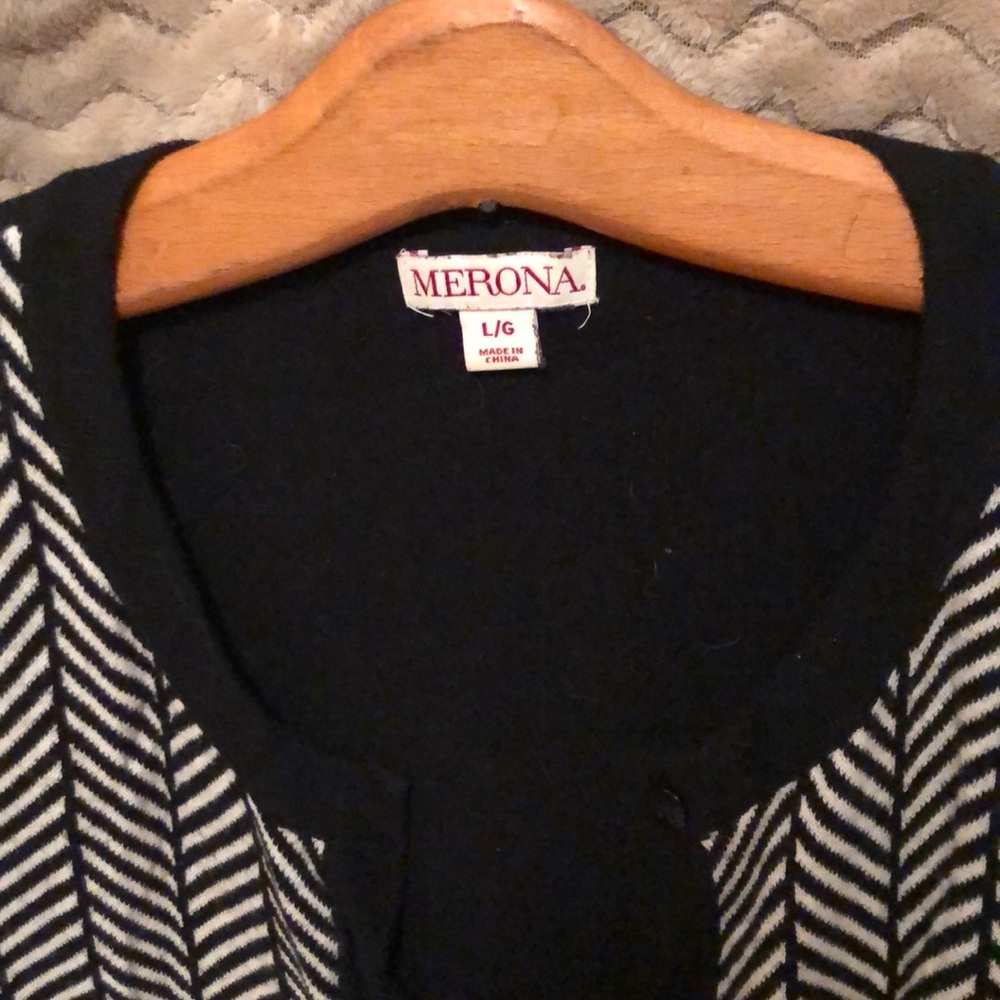 Cardigan - Picture 2 of 5